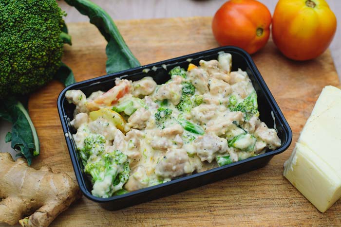 The Stayfit Kitchen Cheesy Chicken Broccoli Keto