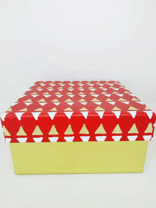 Miniso Triangle Pattern Gift Box (Small)